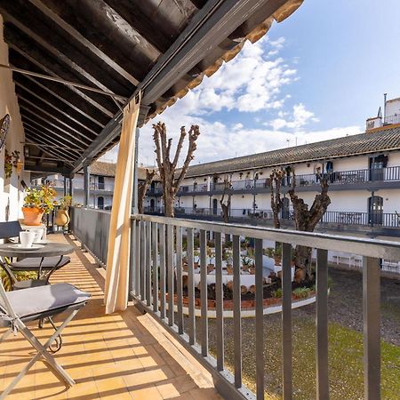 Corral Central Oasis Севілья Екстер'єр фото